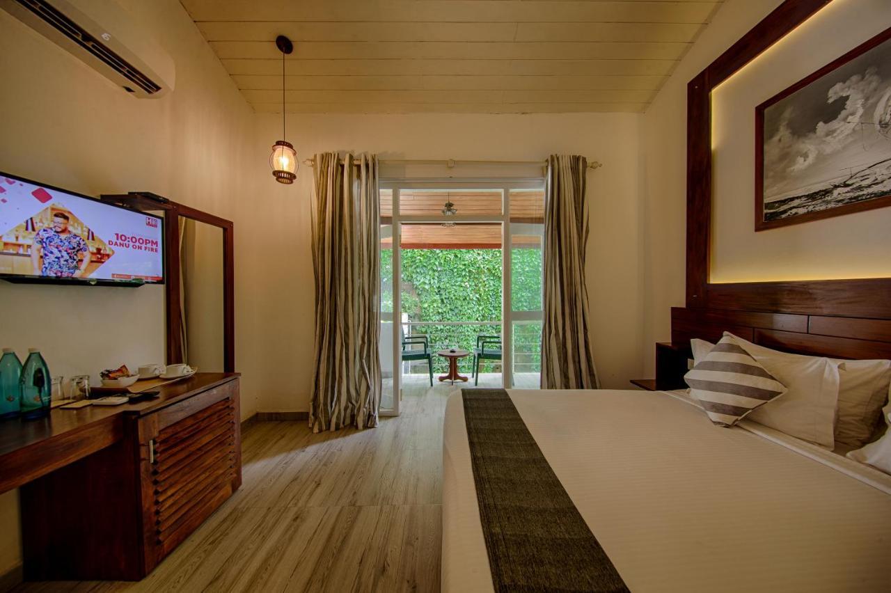 Deltora Villa - Free Drop Off To Galle Fort By Tuktuk Экстерьер фото