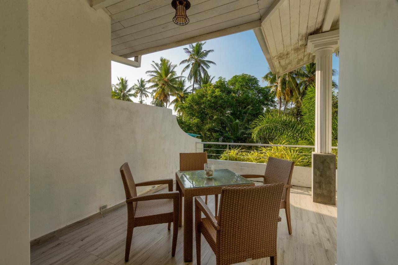 Deltora Villa - Free Drop Off To Galle Fort By Tuktuk Экстерьер фото