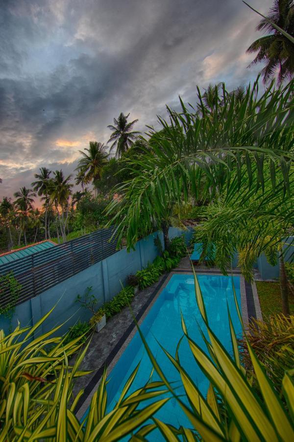 Deltora Villa - Free Drop Off To Galle Fort By Tuktuk Экстерьер фото